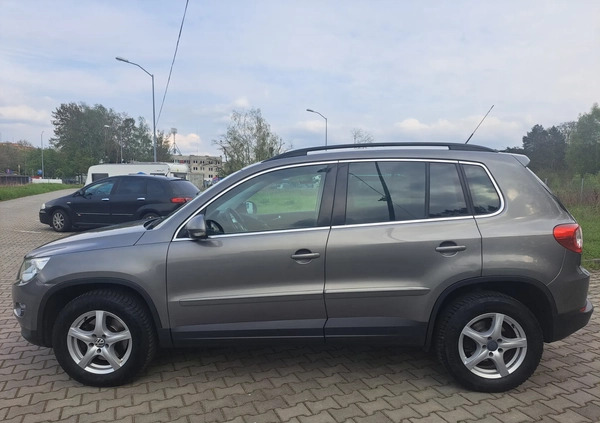 Volkswagen Tiguan cena 28900 przebieg: 190000, rok produkcji 2008 z Lwówek małe 352